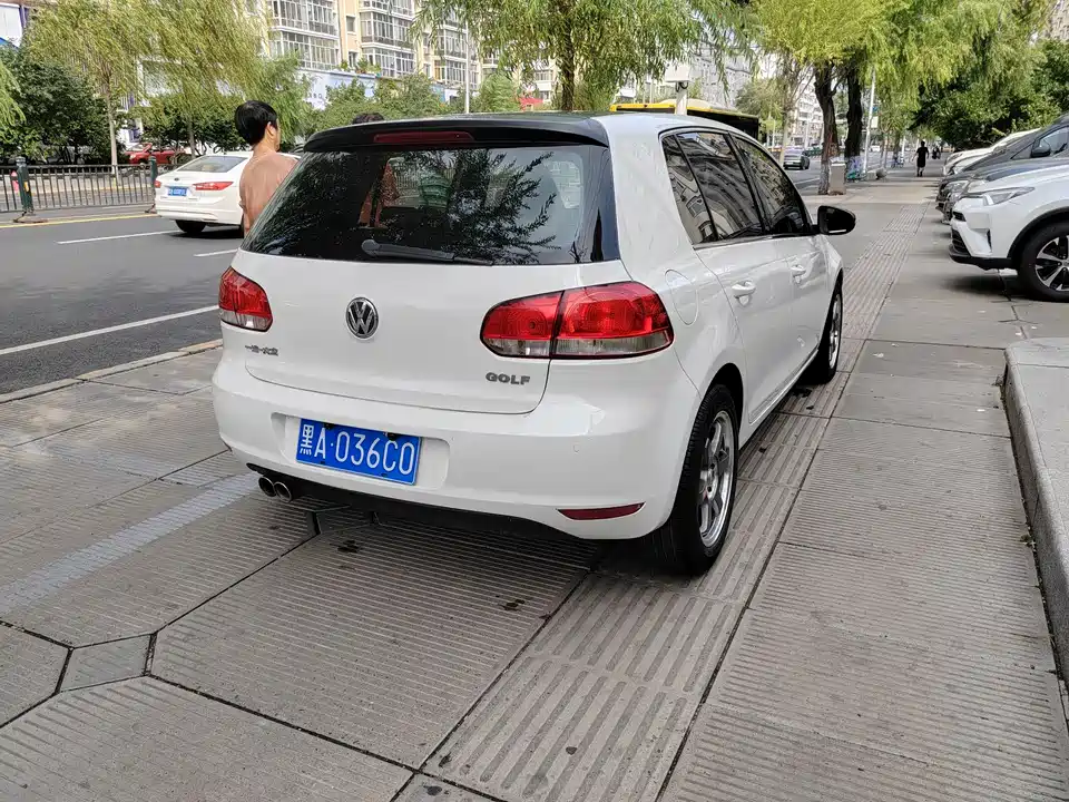 Volkswagen golf
