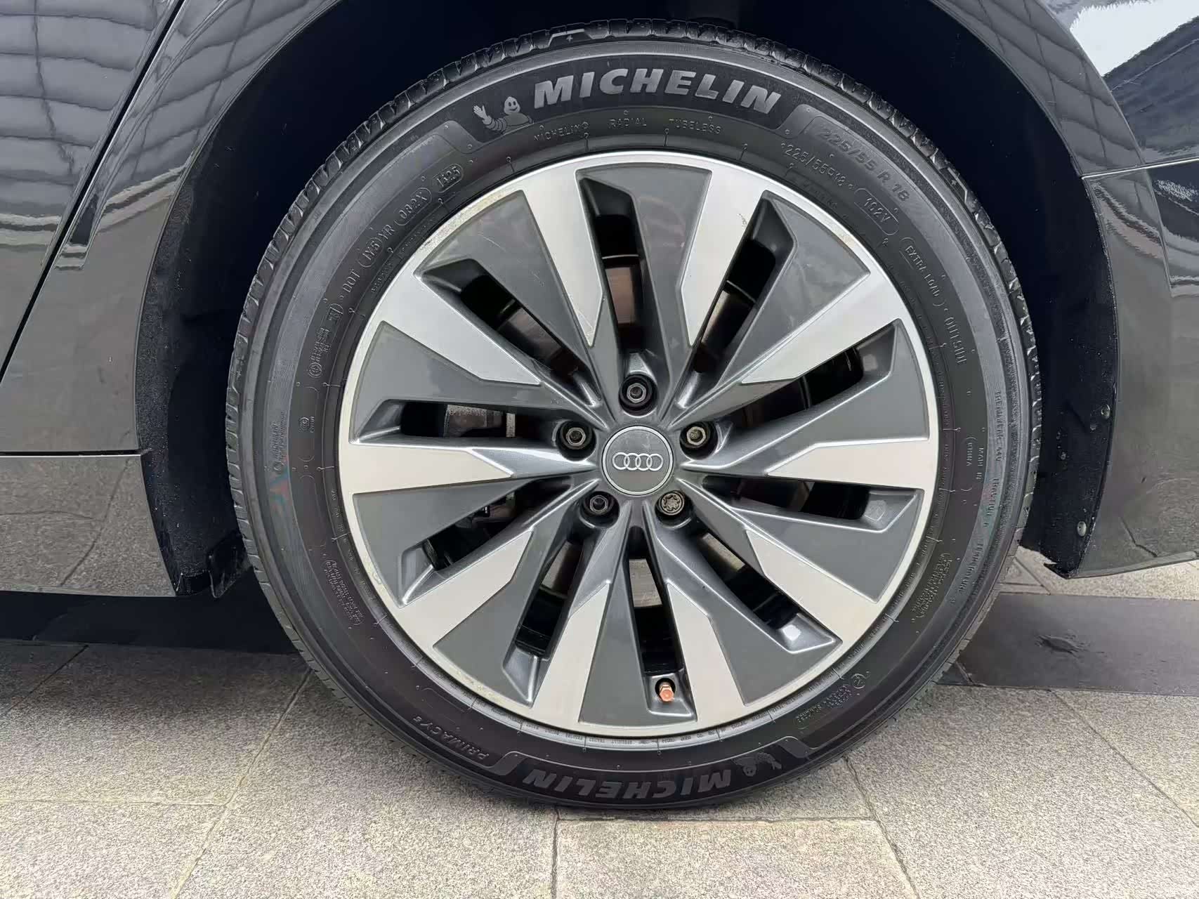 Audi A6L, 2019 23