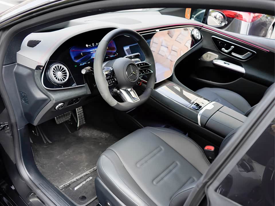 Mercedes-Benz EQE AMG