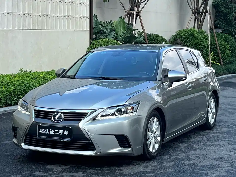 Lexus CT