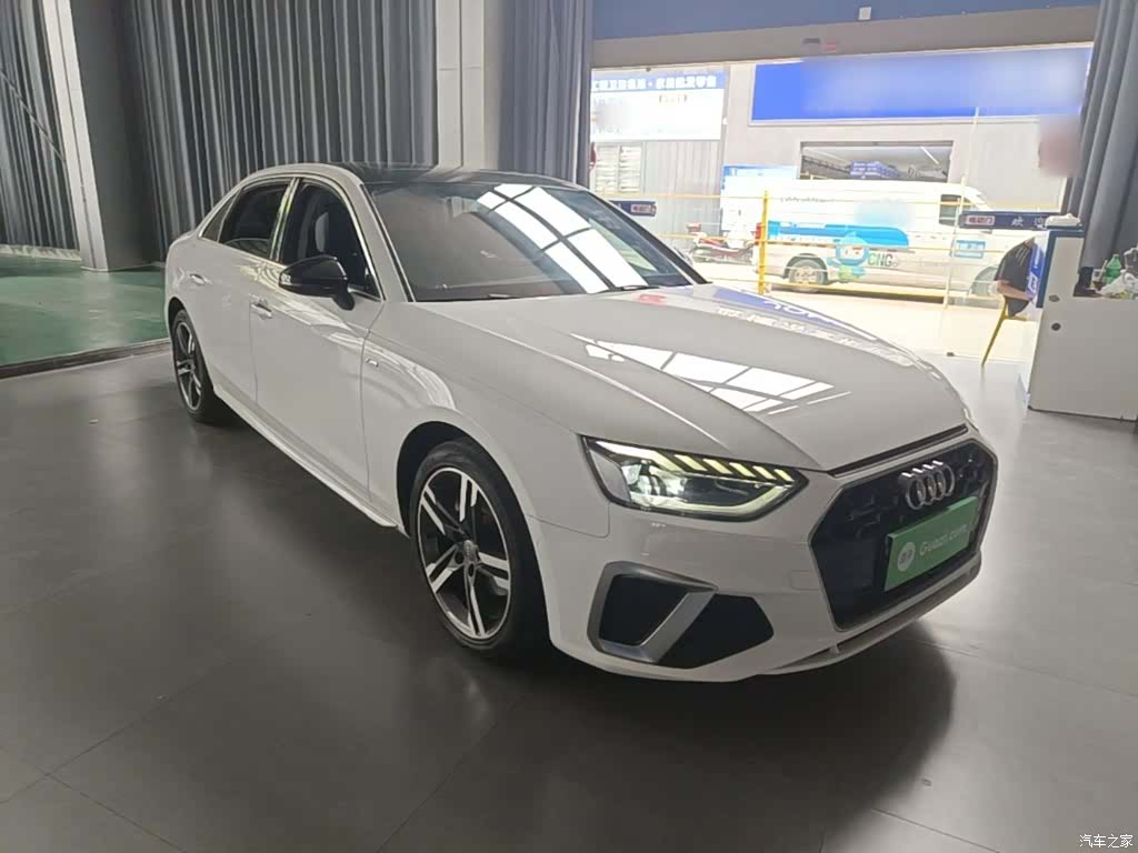 Audi A4L, 2021 22
