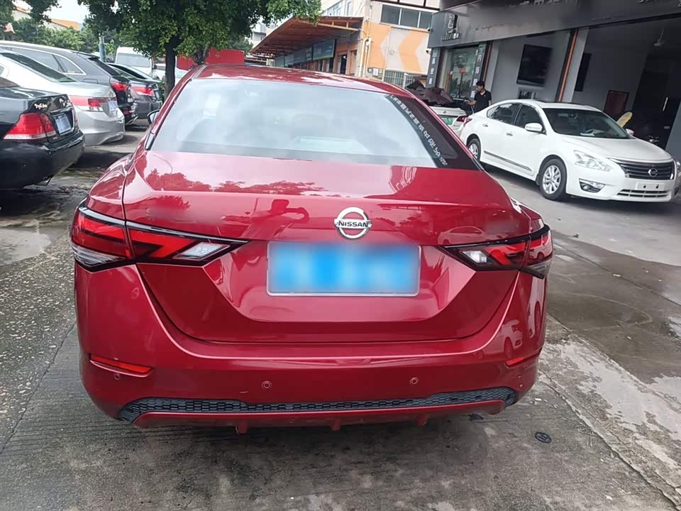 Nissan Xuan Yi Nissan Xuan Yi