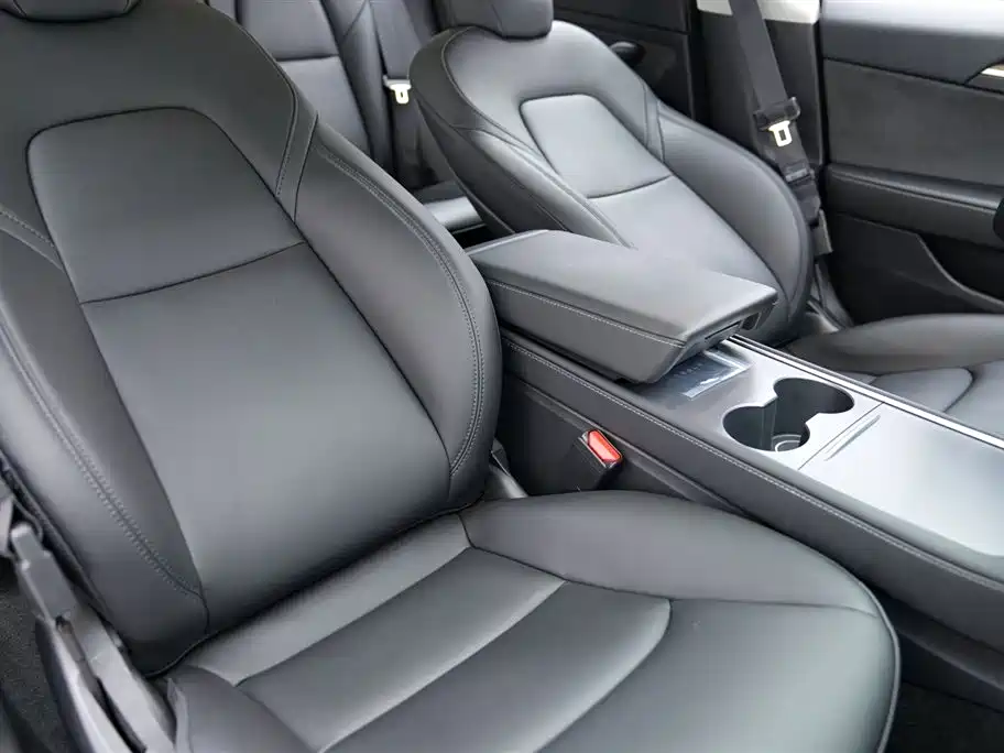 Tesla Model 3 Tesla Model 3
