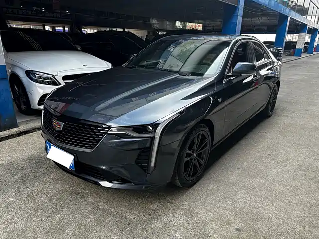 Cadillac CT4 2022 — купить из Китая под заказ