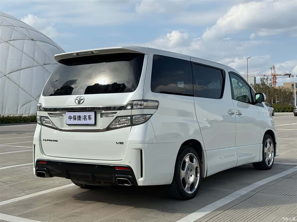 Toyota Alphard, 2015 30