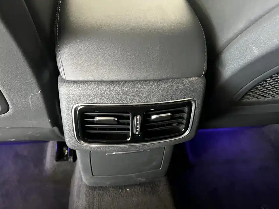 Hongqi HS5 Hongqi HS5