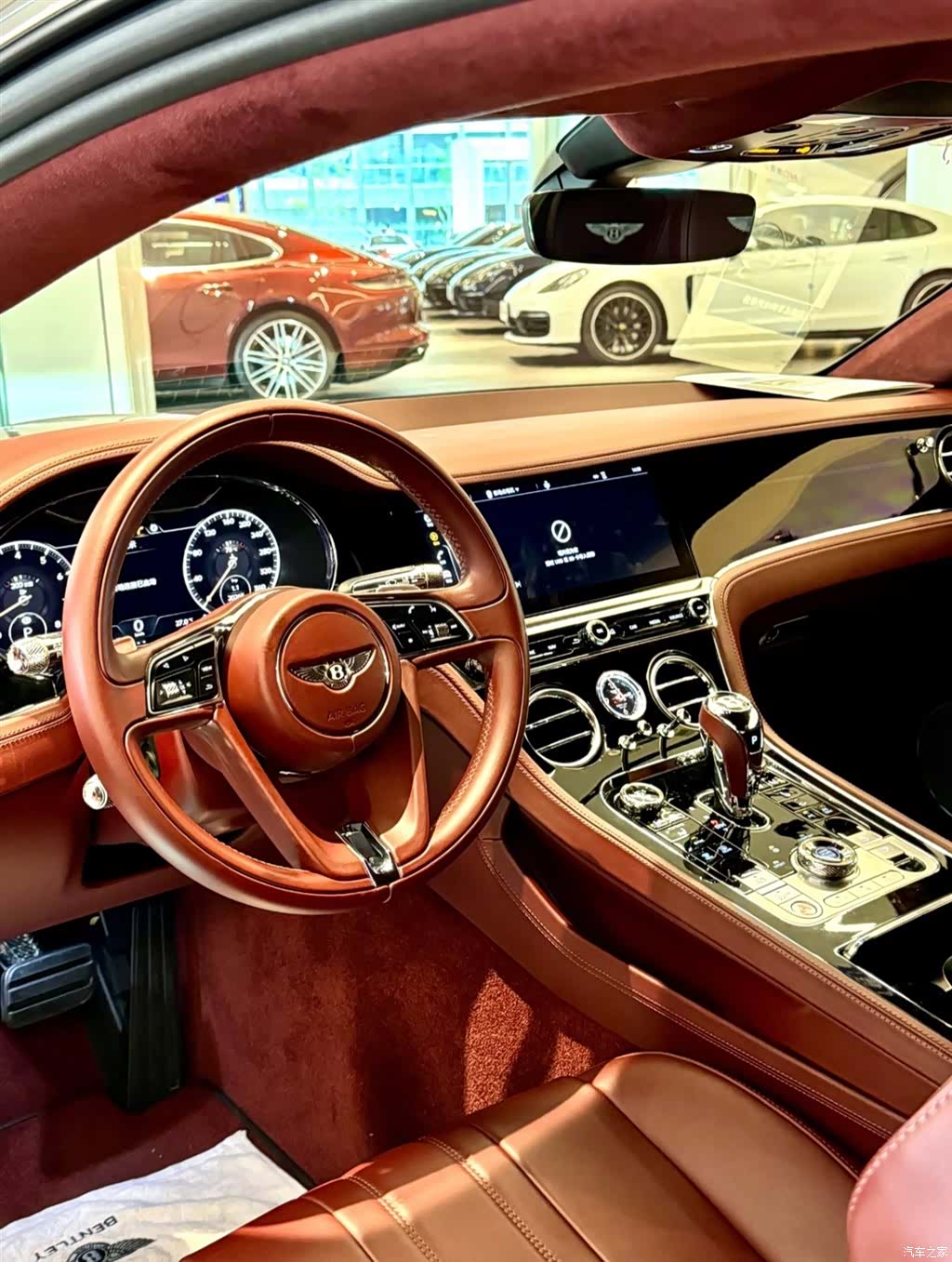 Bentley Continental GT, 2020 11