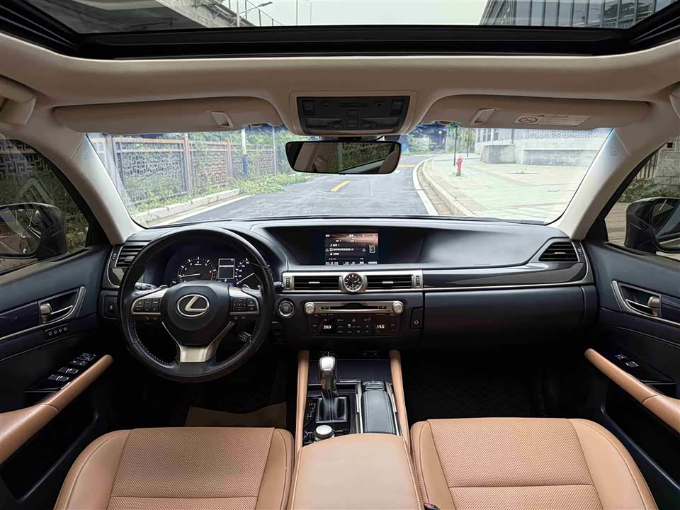 Lexus GS