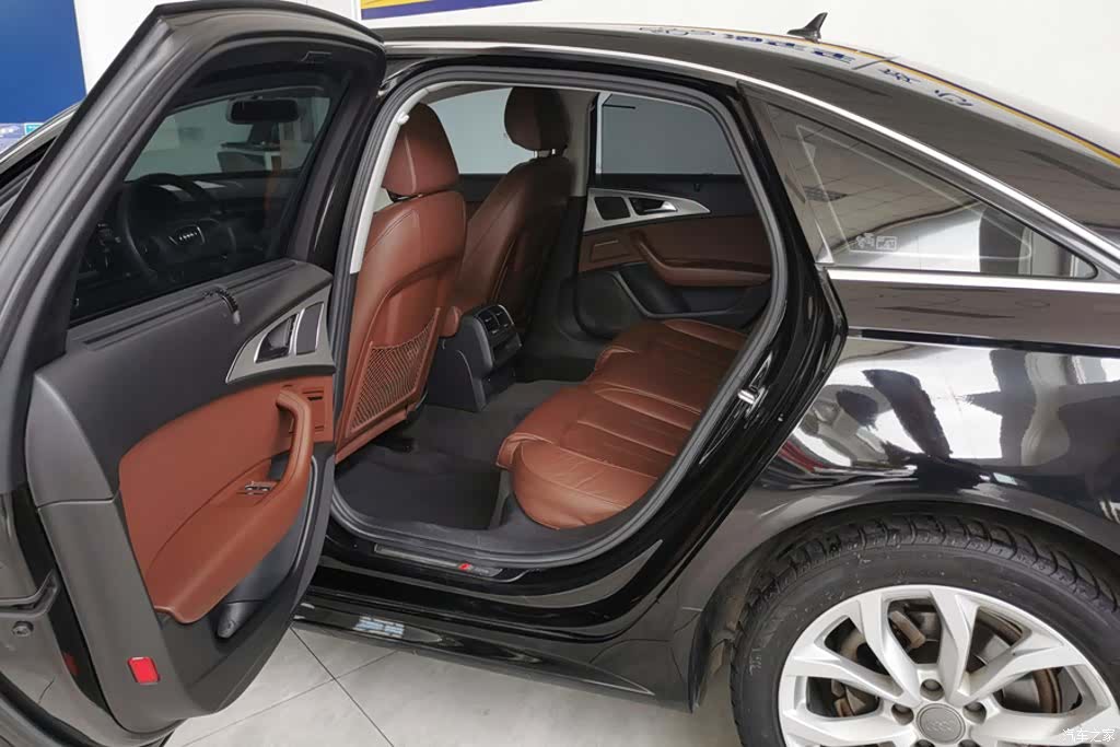Audi A6L, 2018 11