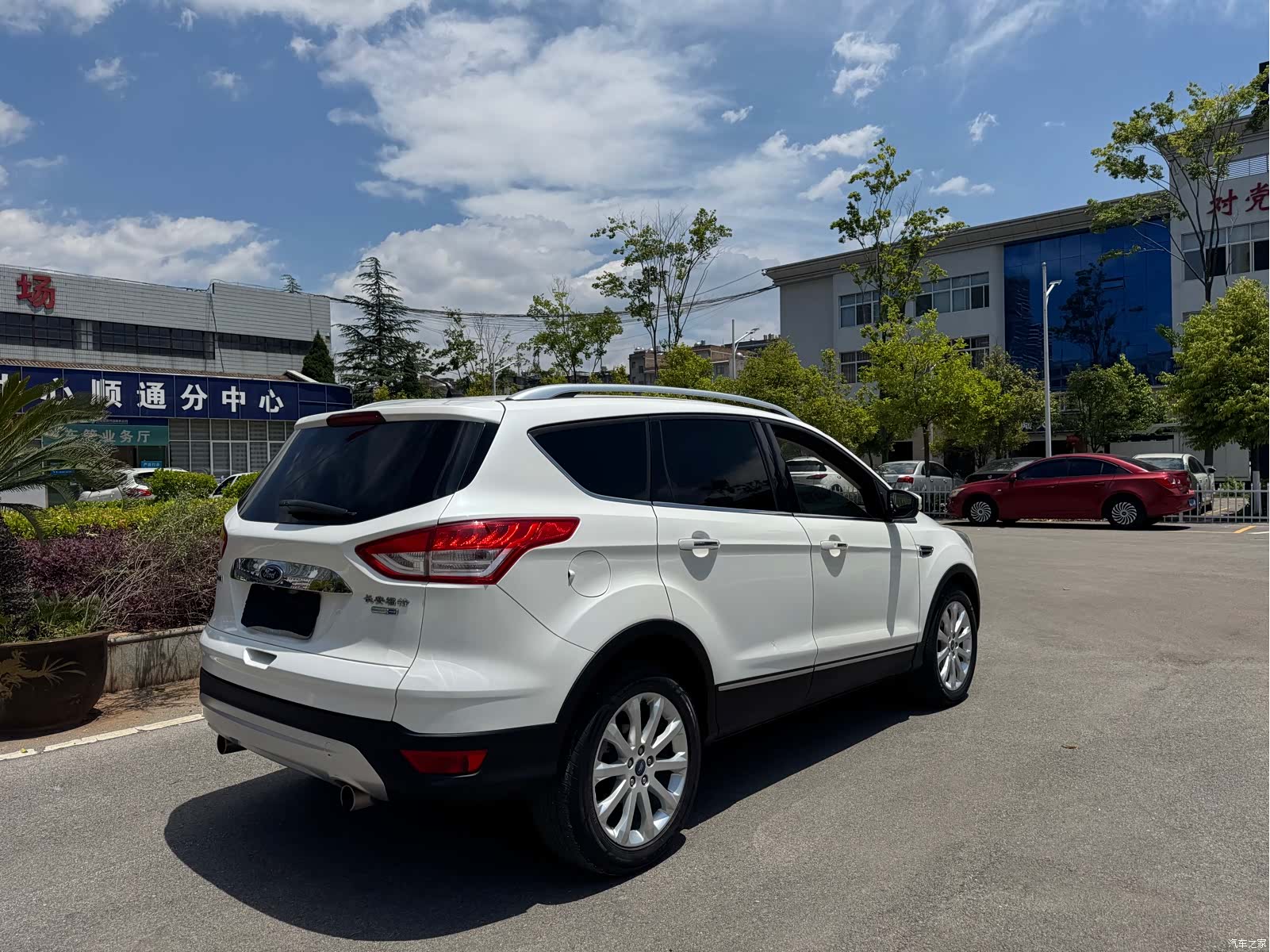 Ford Kuga, 2015 9