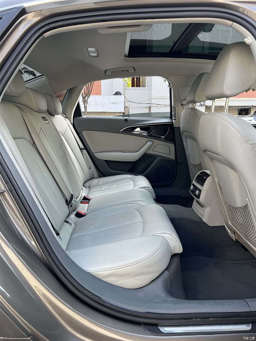 Audi A6L, 2014 10
