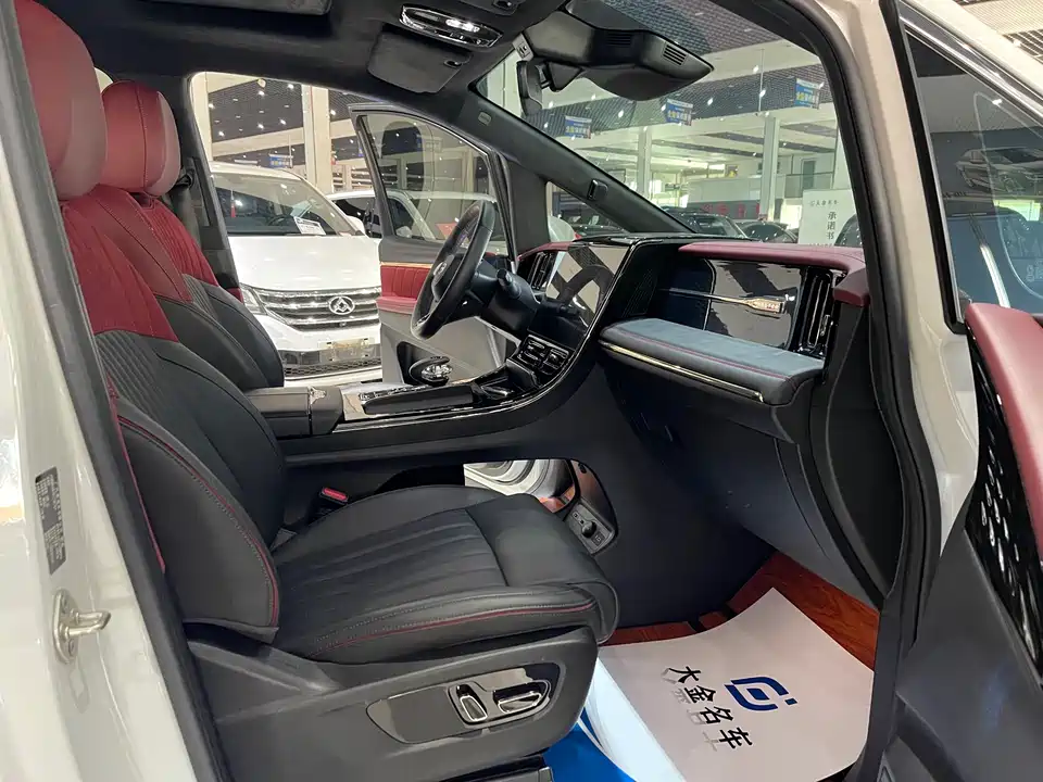 Trumpchi Trumpchi M8