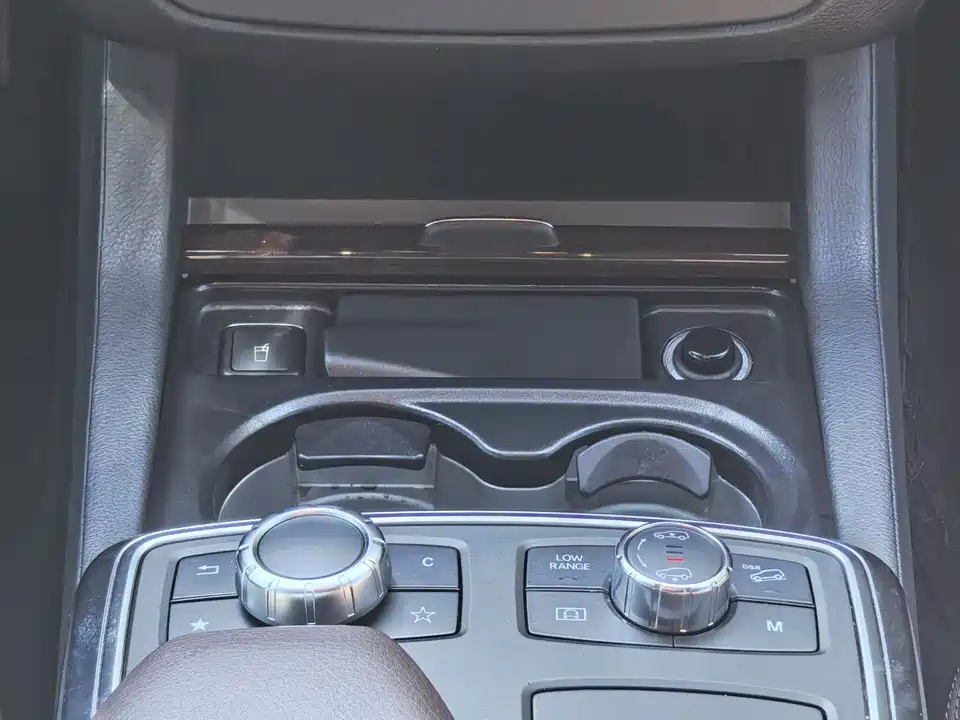 Mercedes-Benz M class