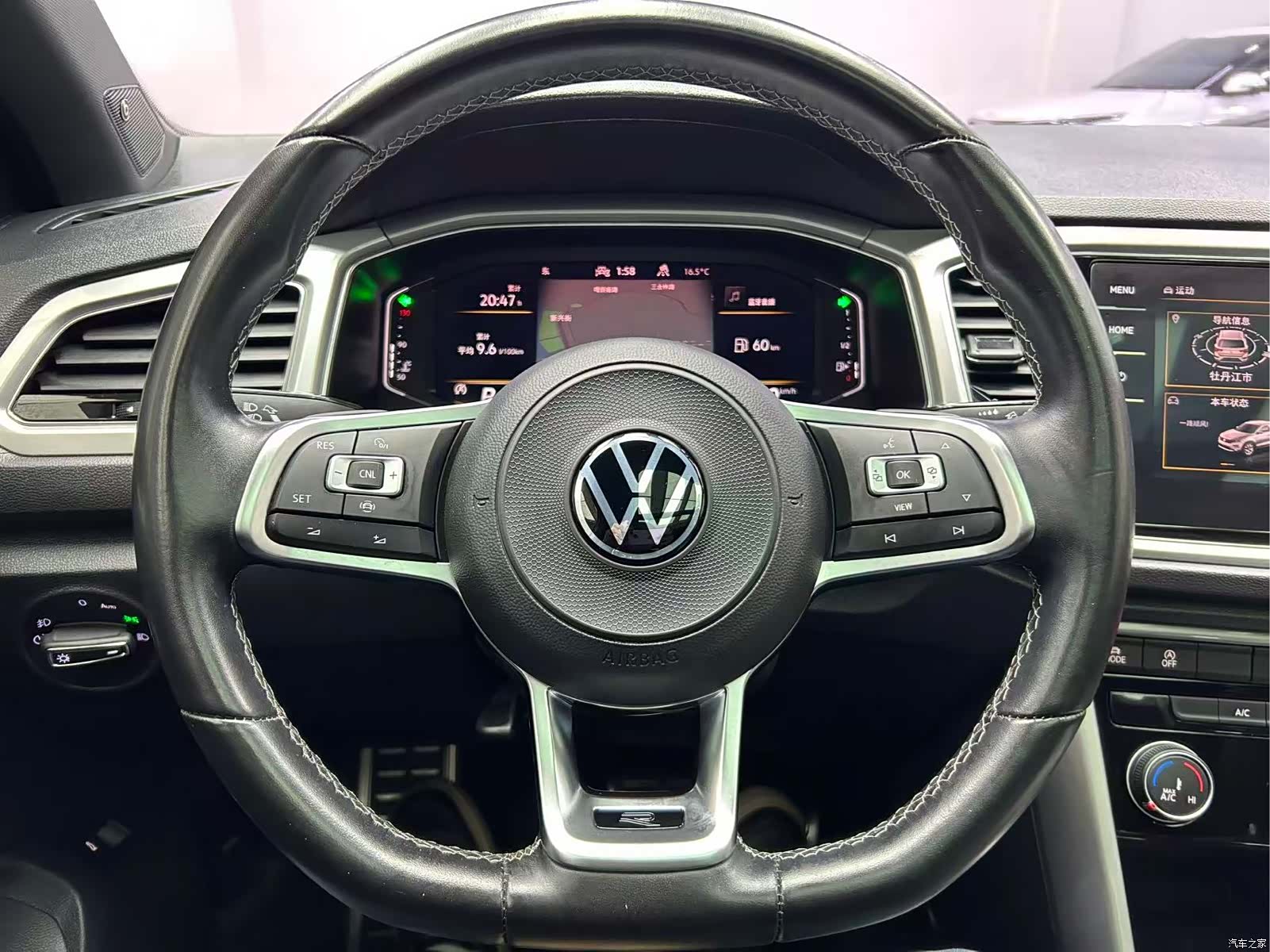 Volkswagen T-ROC, 2022 13