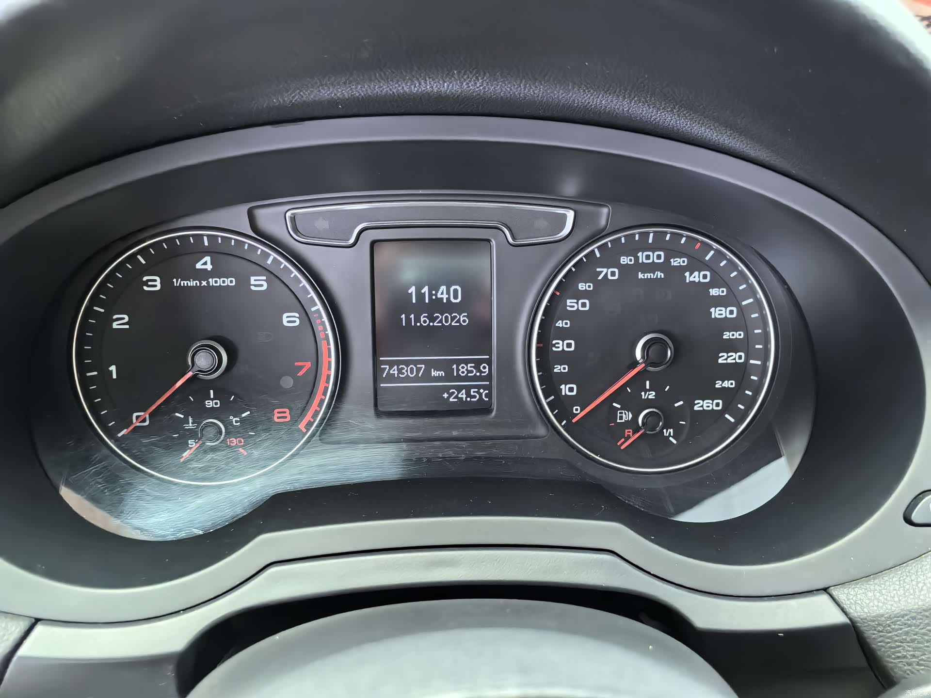 Audi Q3, 2016 11