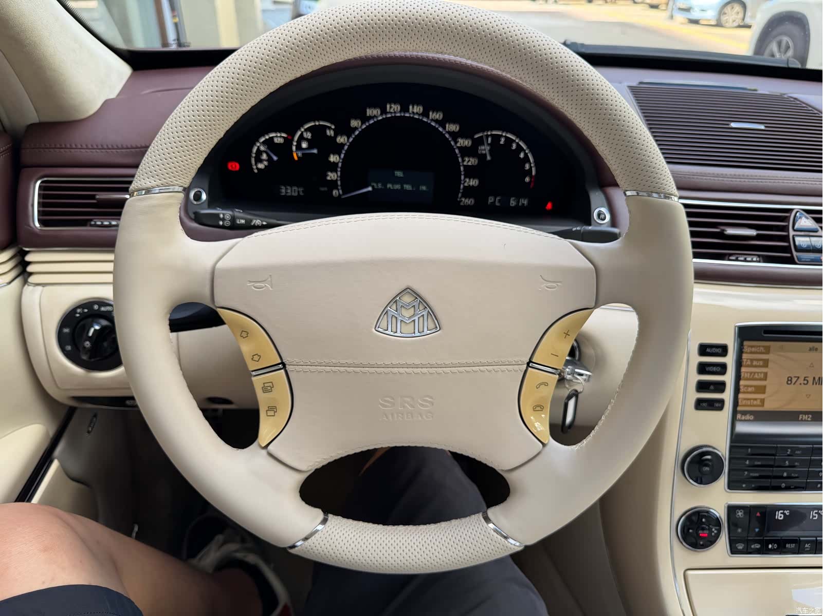 Maybach 62, 2012 22