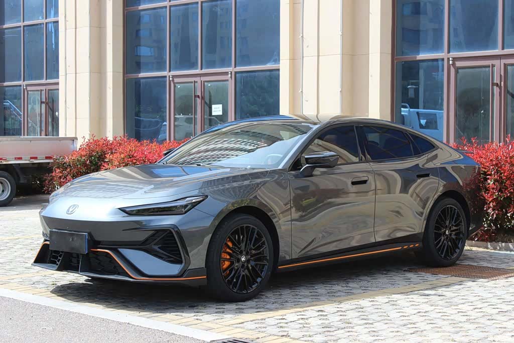 Changan UNI-V, 2025 2