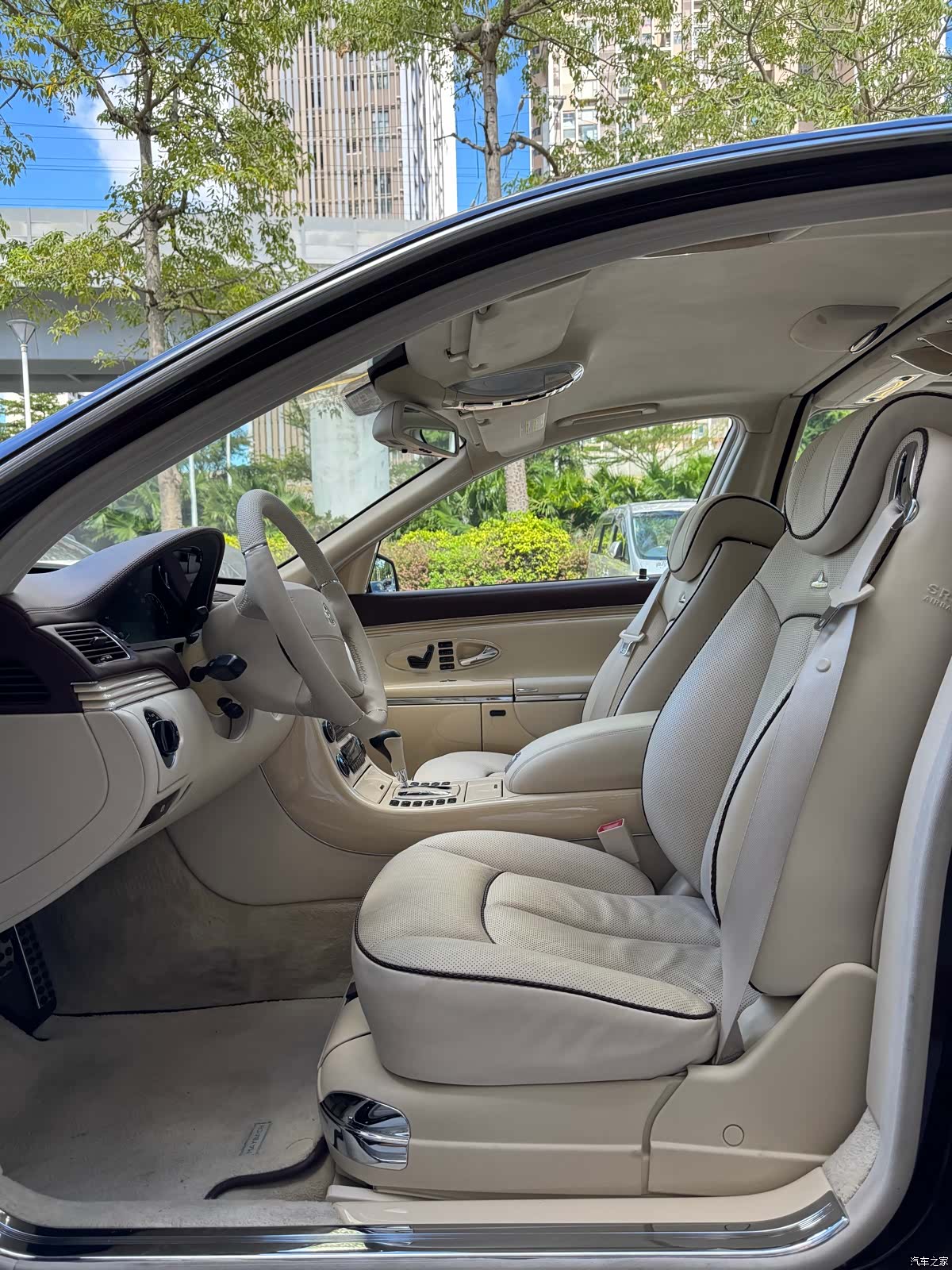 Maybach 62, 2012 16