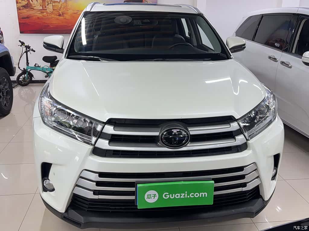 Toyota Highlander, 2019 все фото
