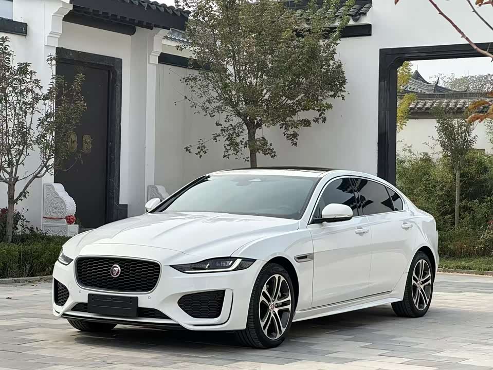 Jaguar XEL