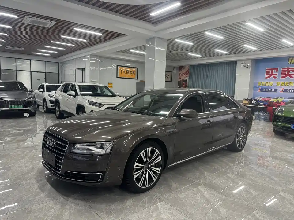 Audi A8