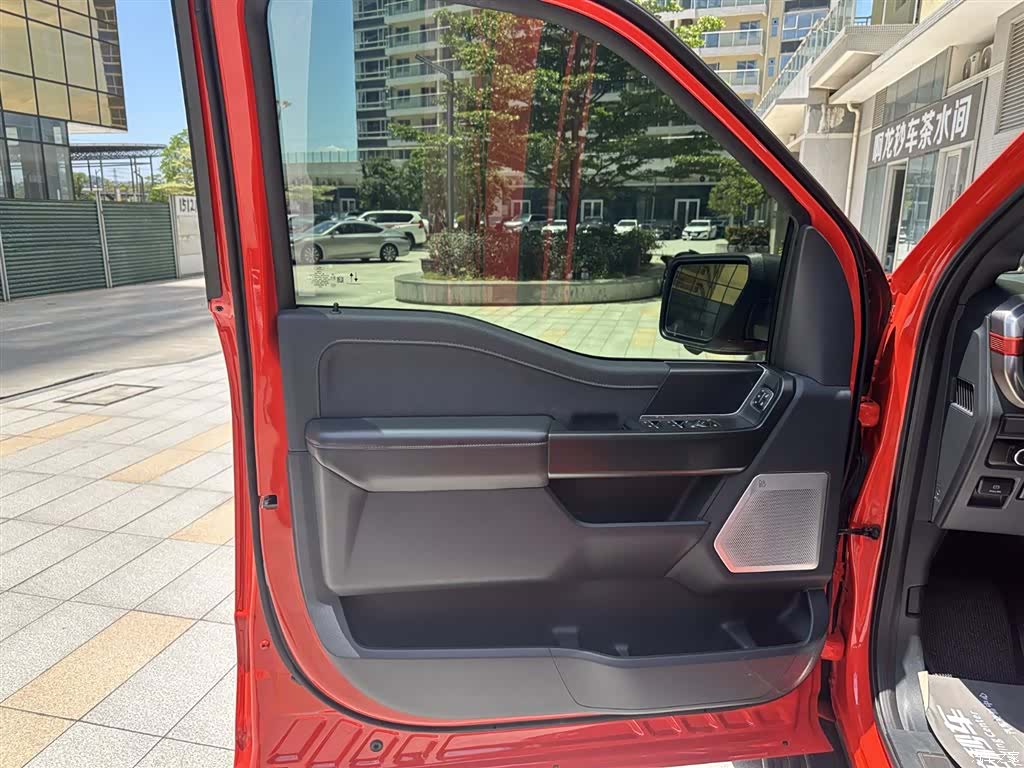 Ford F-150, 2025 16
