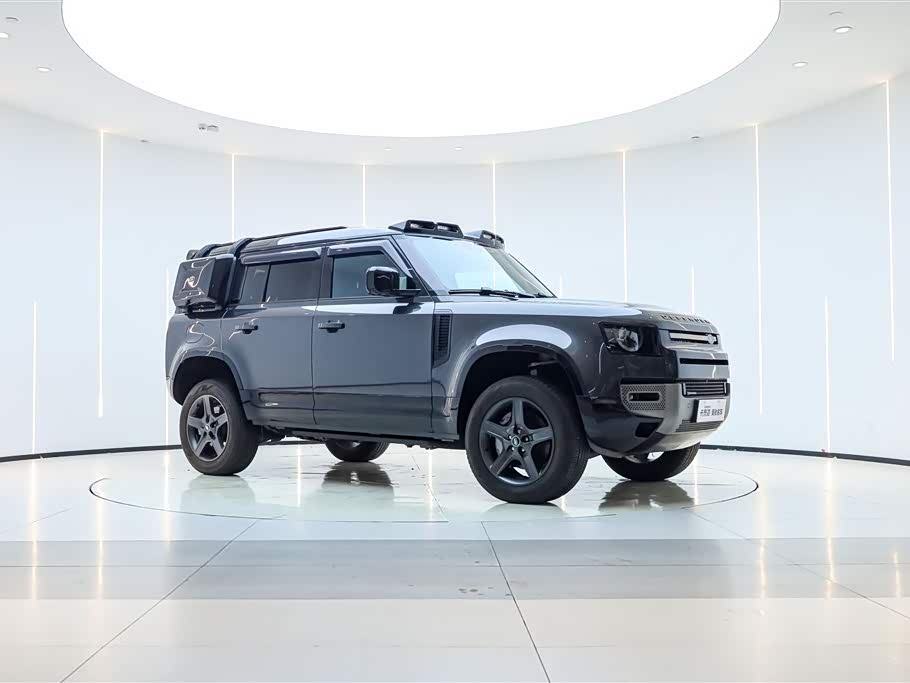 Land Rover guard