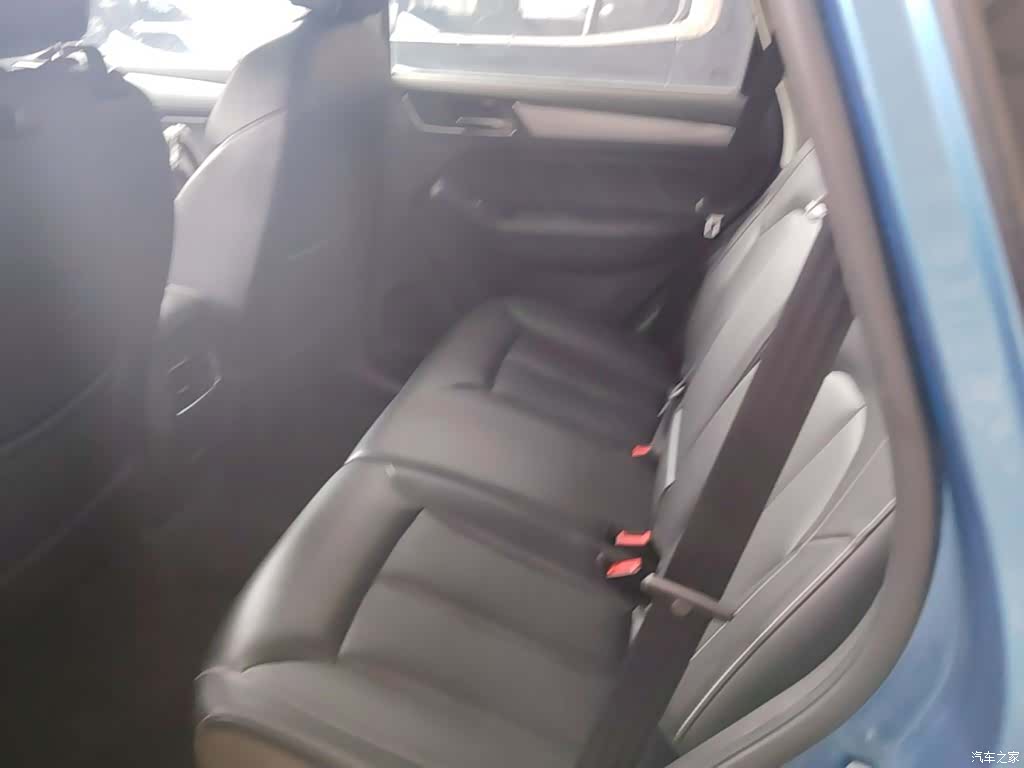 Roewe RX5, 2018 17