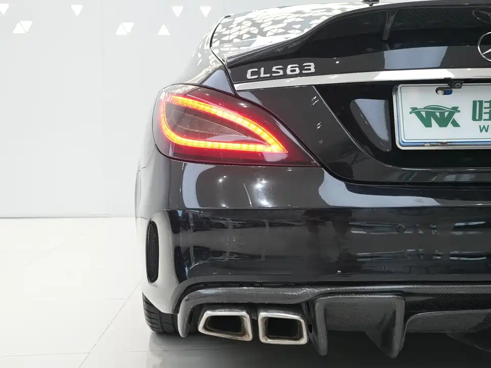 Mercedes-Benz CLS Mercedes-Benz CLS