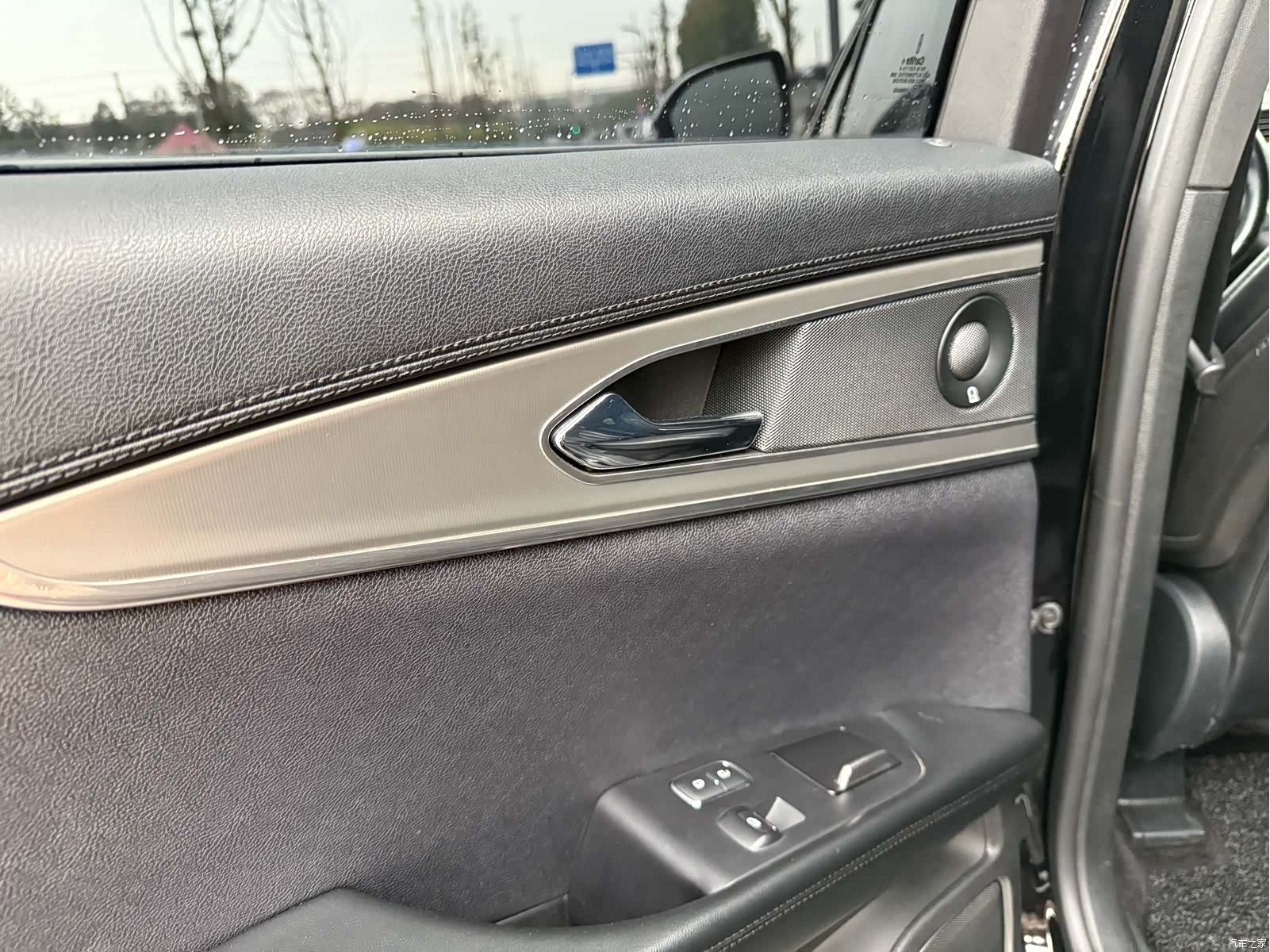 Lincoln MKX, 2017 17