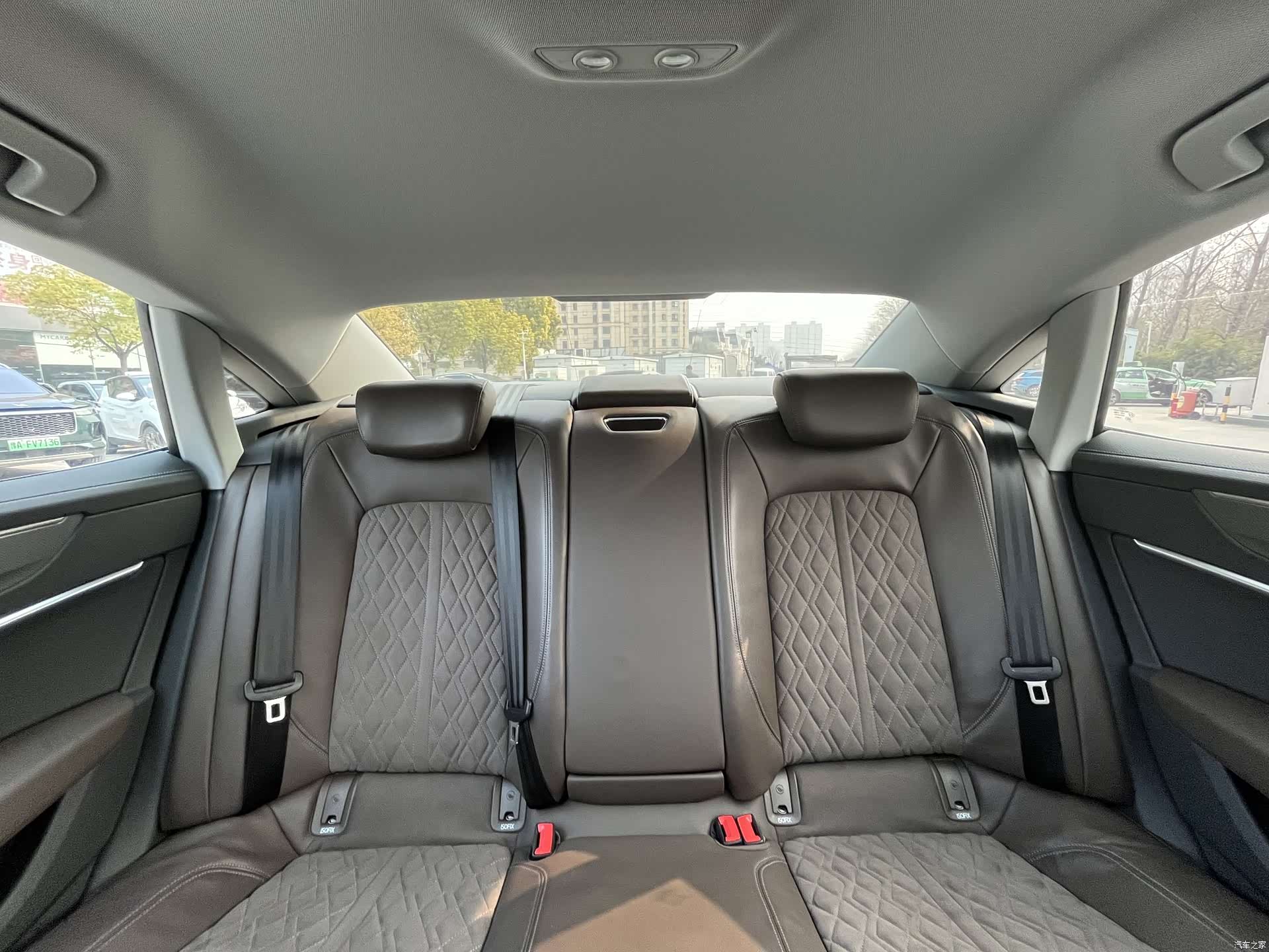 Audi A7L, 2024 18