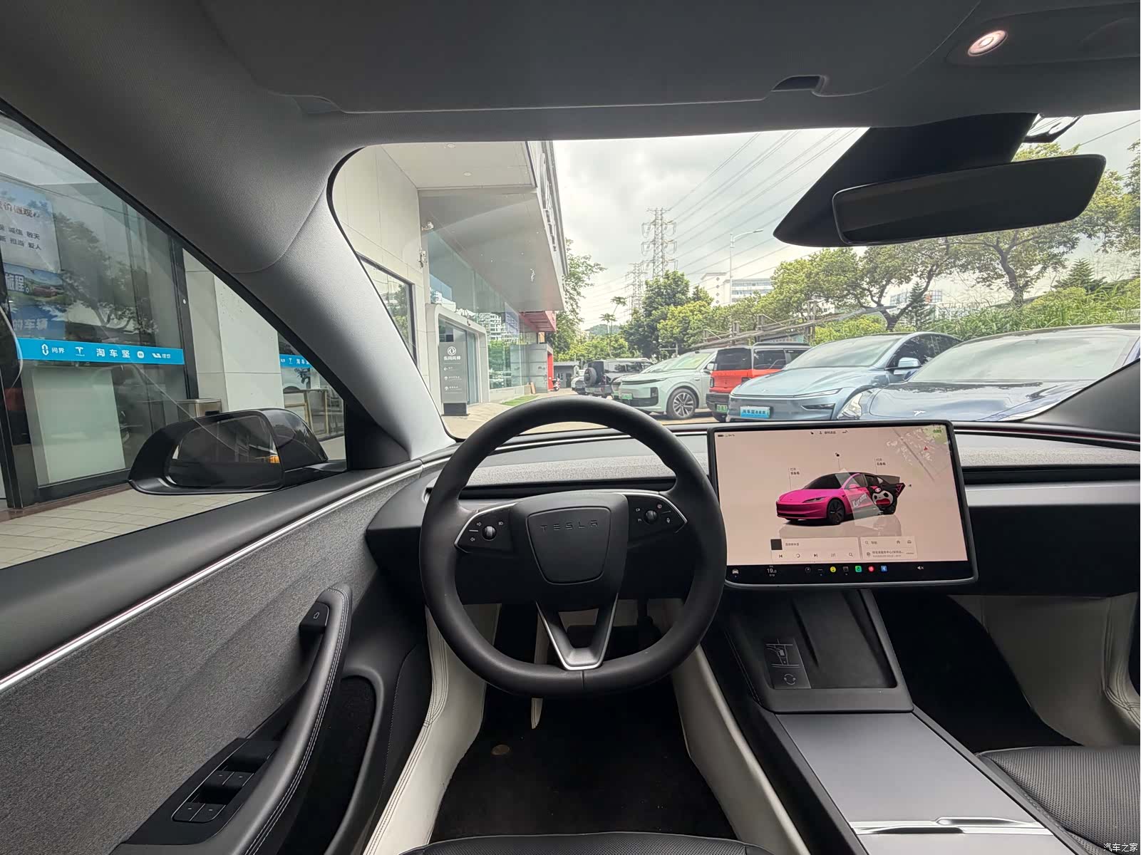 Tesla Model 3, 2024 14