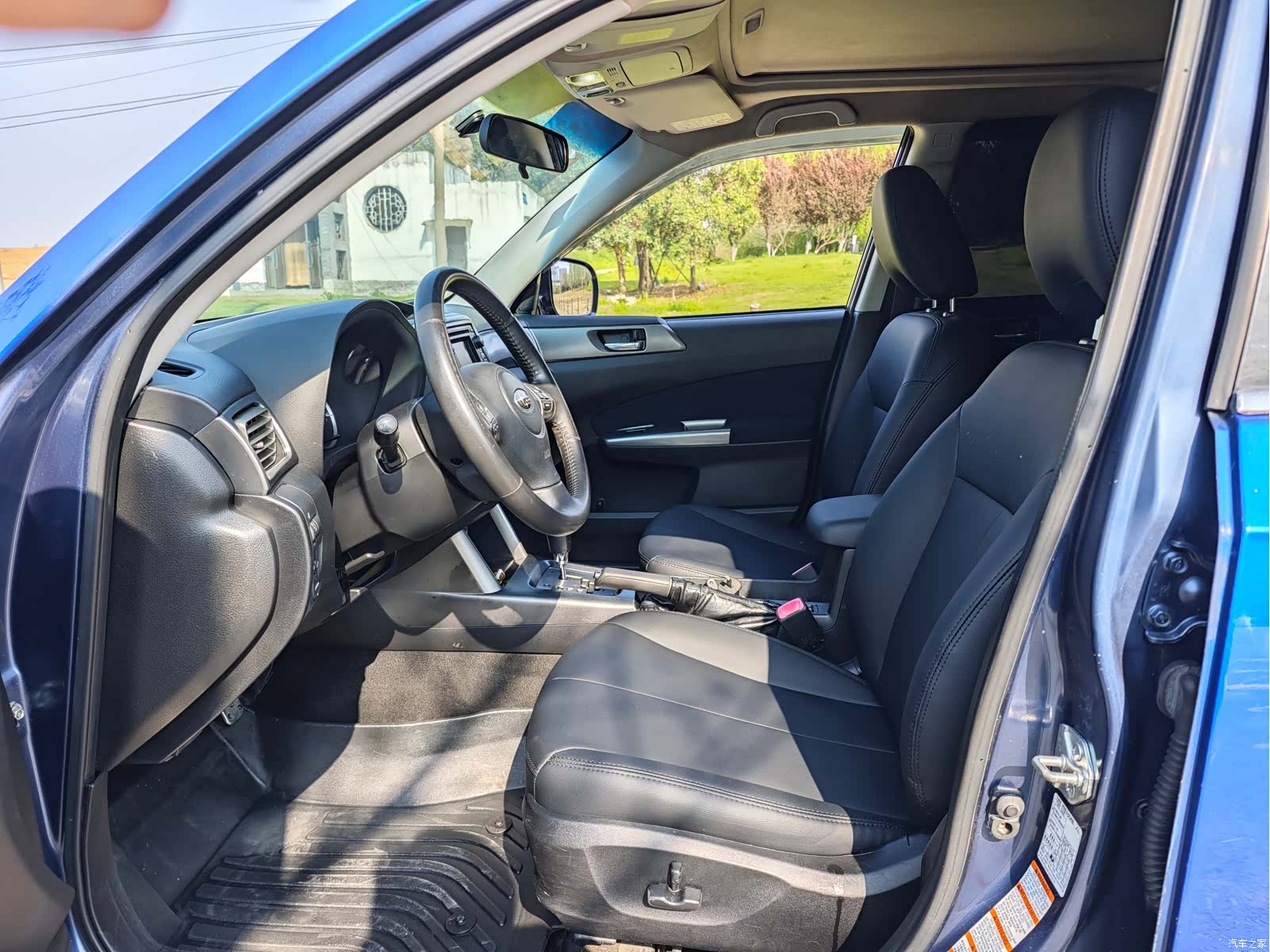 Subaru Forester, 2011 все фото