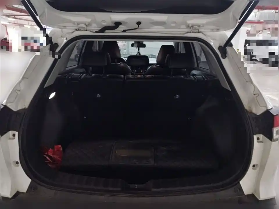 Toyota Corolla Sharp amplifier