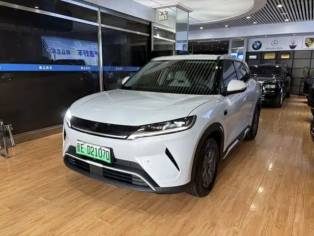 BYD Yuan UP 2025 — купить из Китая под заказ