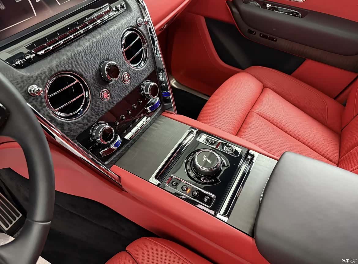 Rolls-Royce Cullinan, 2020 6