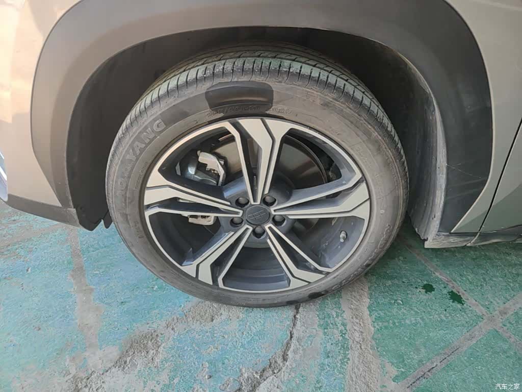 Geely Galaxy L7, 2025 23