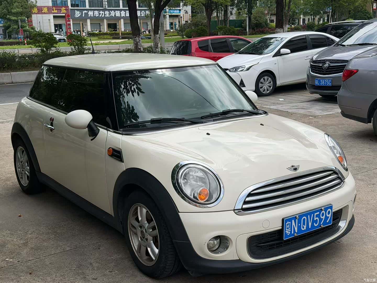 Mini ONE, 2013 3