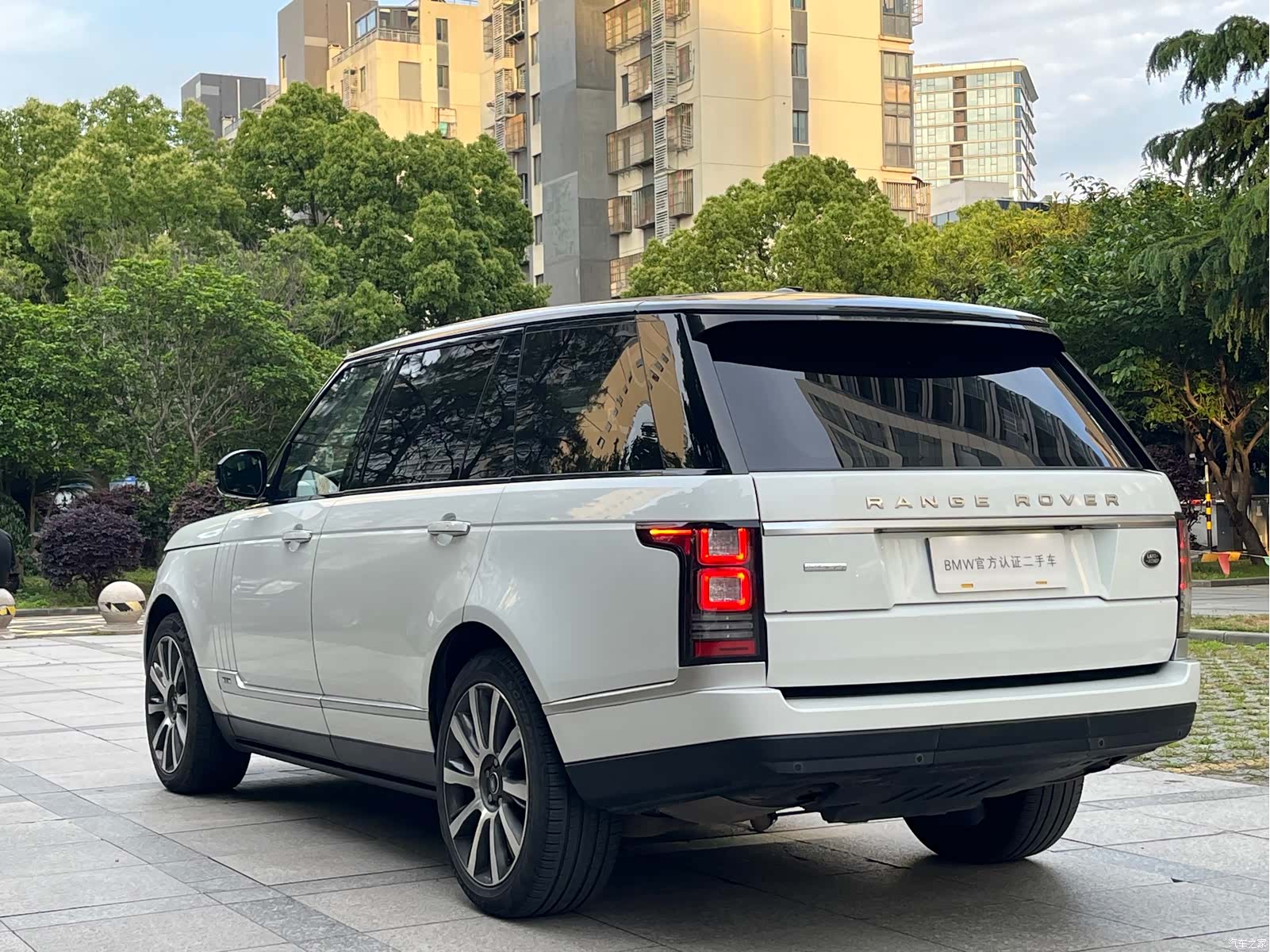 Land Rover Range Rover, 2015 16
