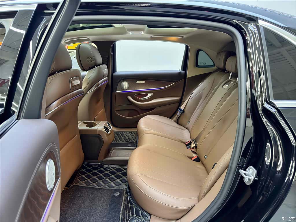 Mercedes-Benz E-Class, 2020 7