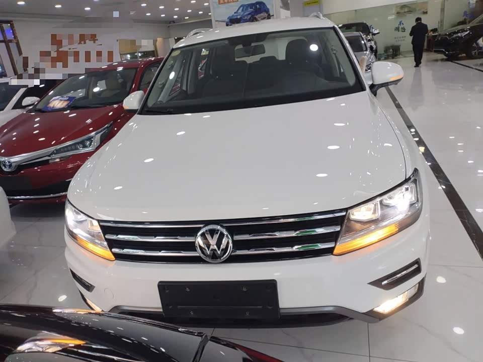 Volkswagen Tiguan L