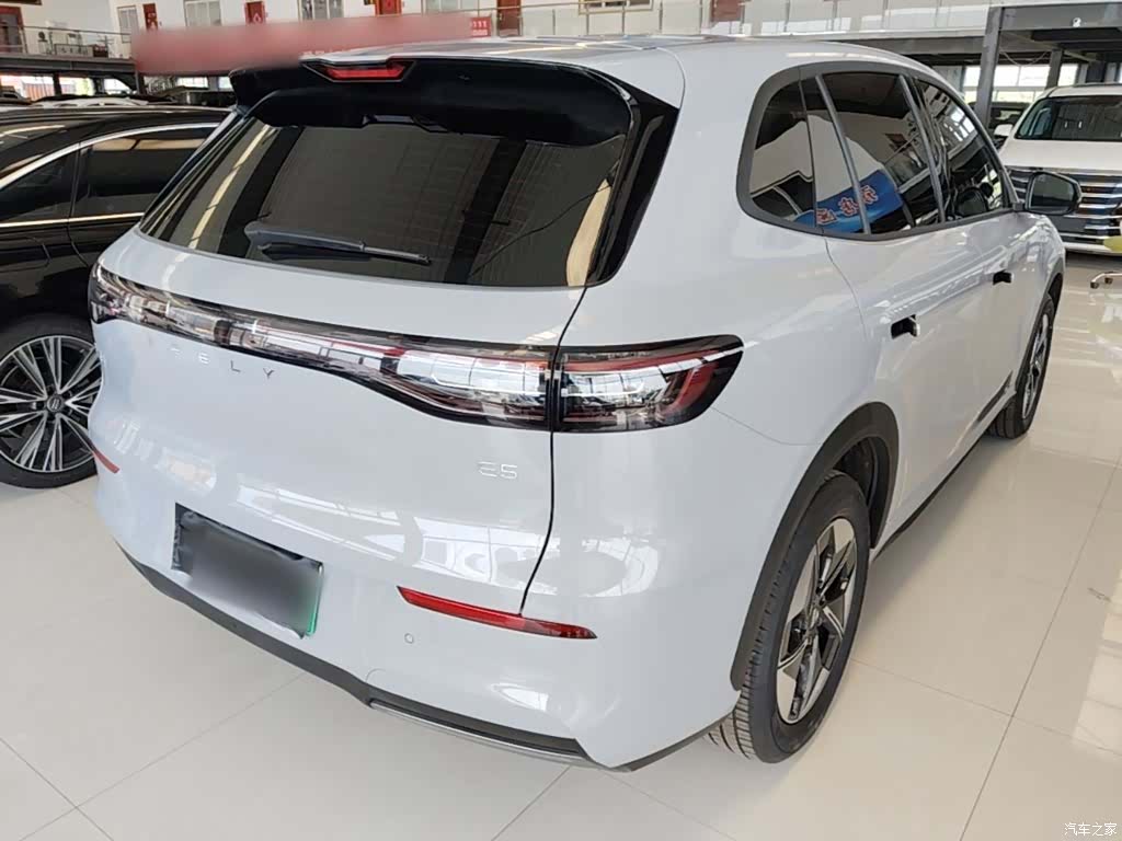 Geely Galaxy E5, 2025 7
