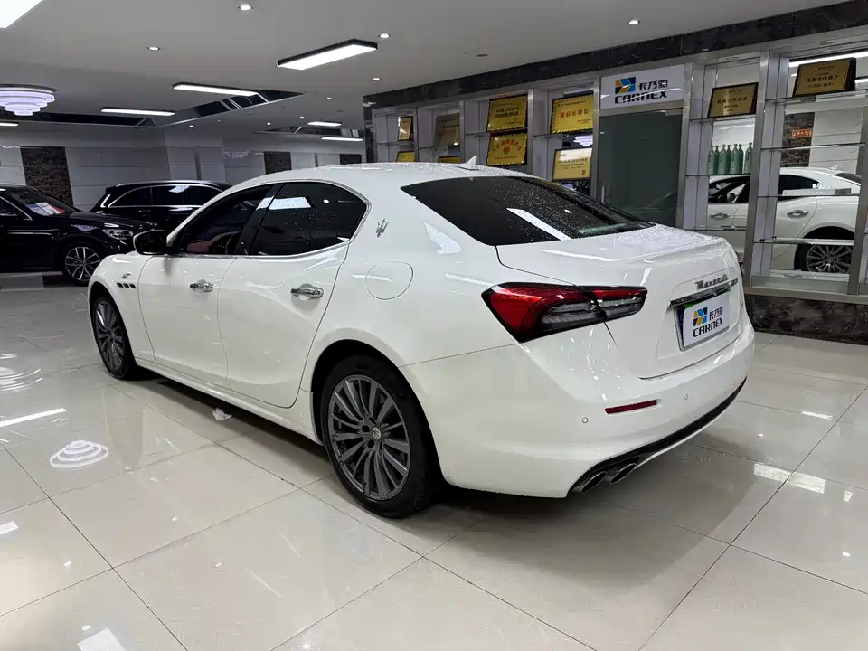 Maserati Ghibli