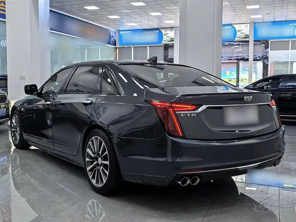 Cadillac CT6