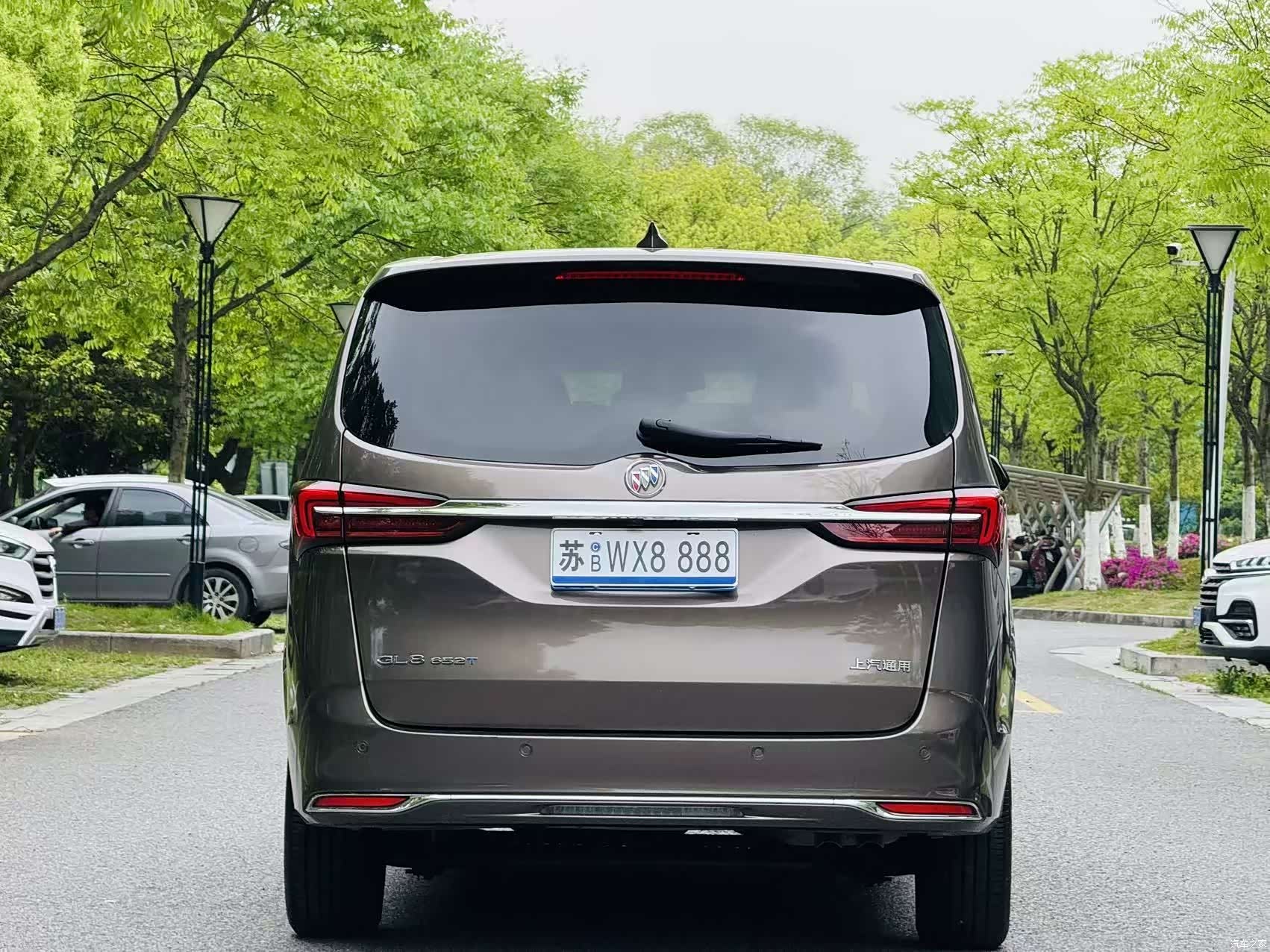 Buick GL8, 2022 7