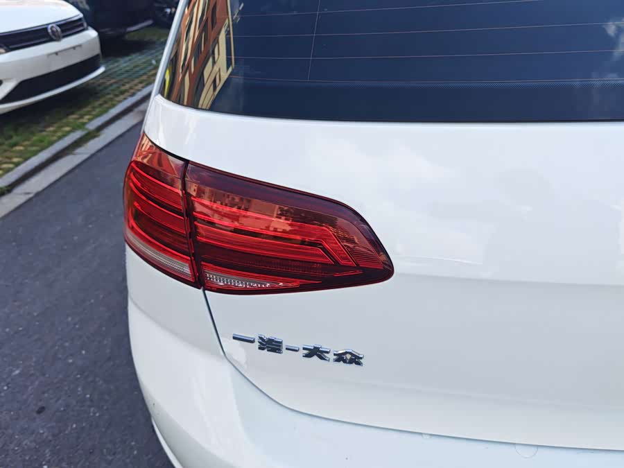 Volkswagen Golf 2019, фото 13
