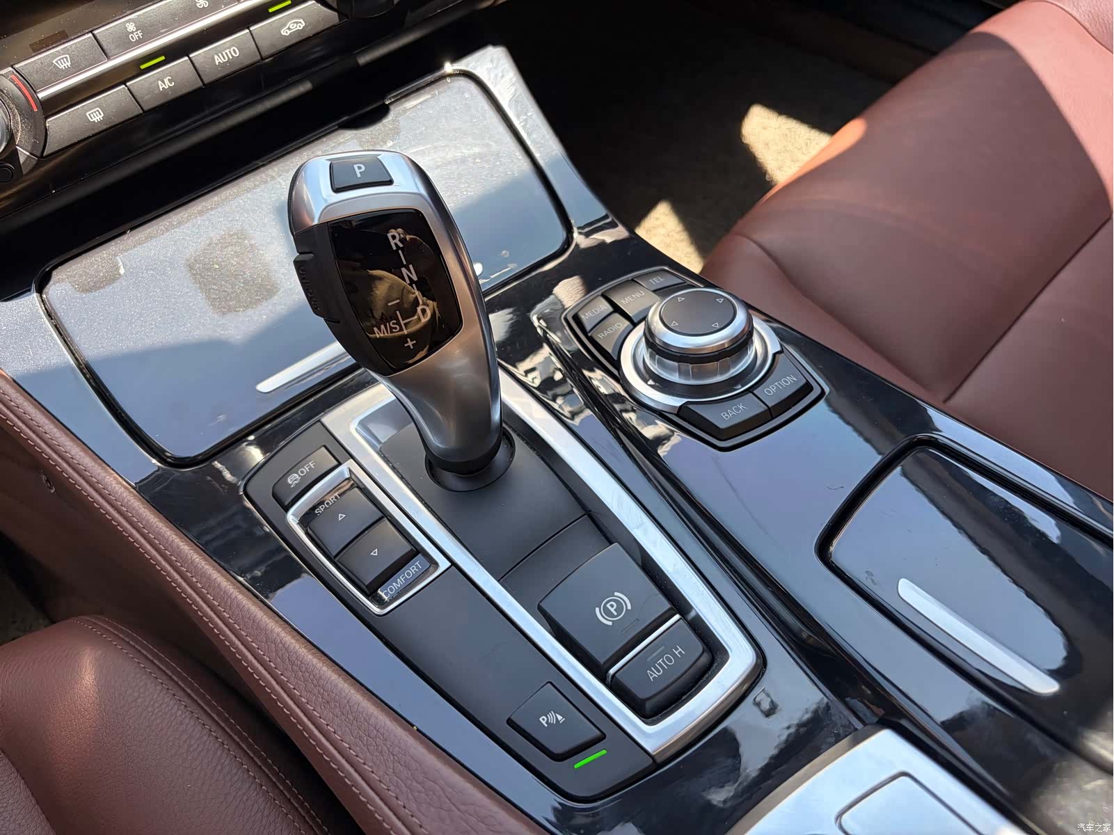 BMW 5 Series, 2016 12