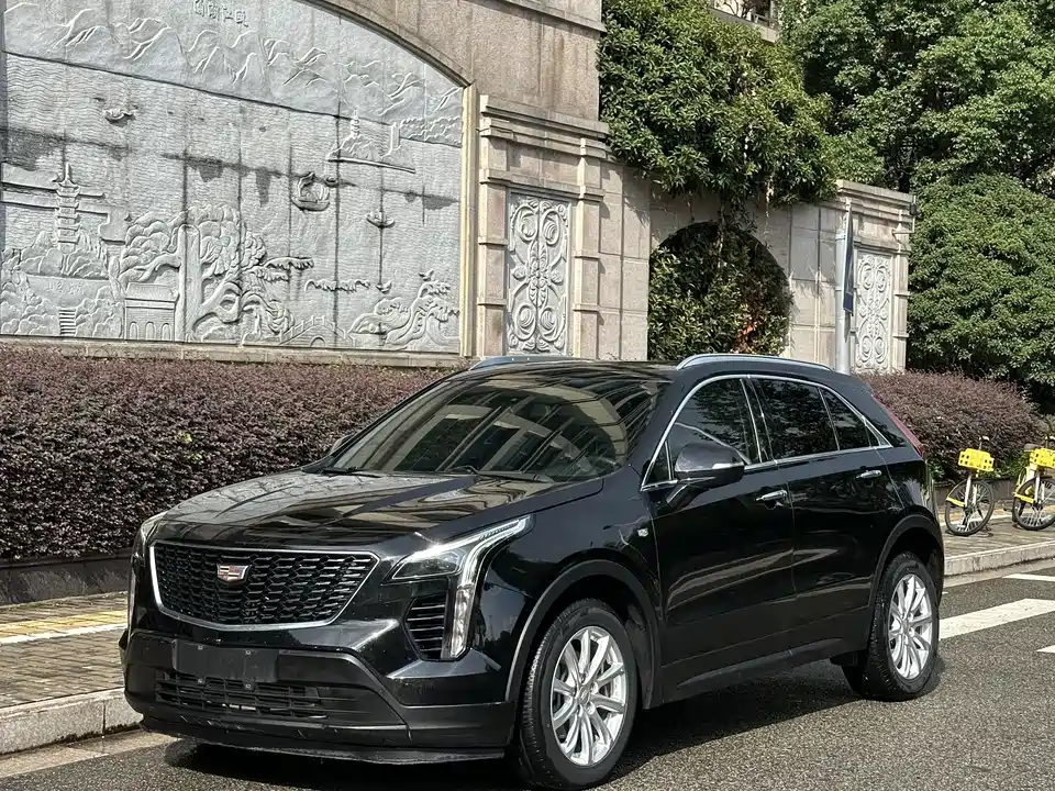Cadillac XT4