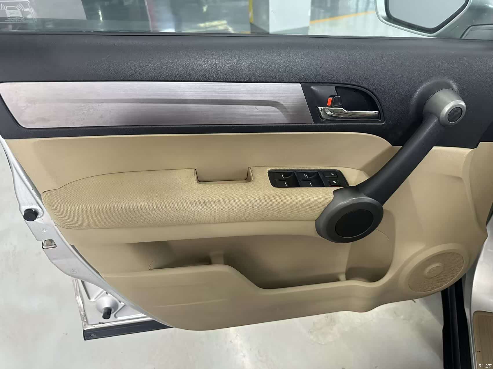 Honda CR-V, 2010 13
