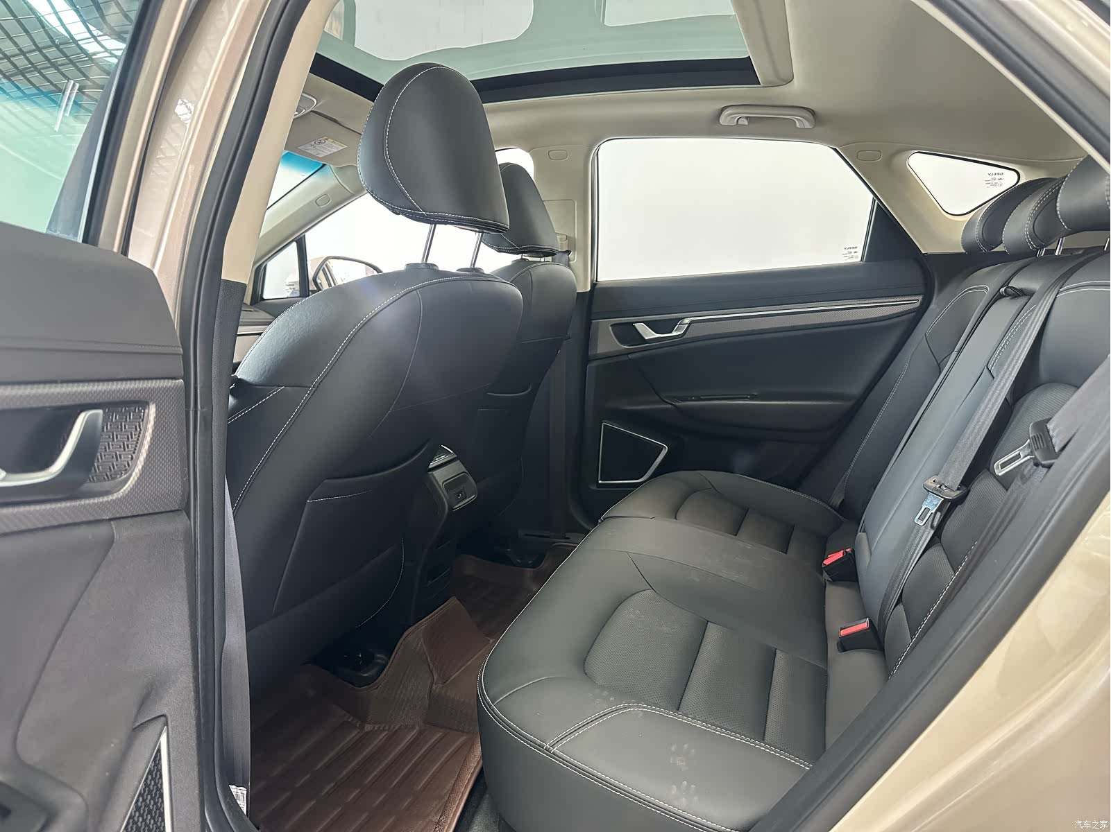 Geely Emgrand, 2017 все фото
